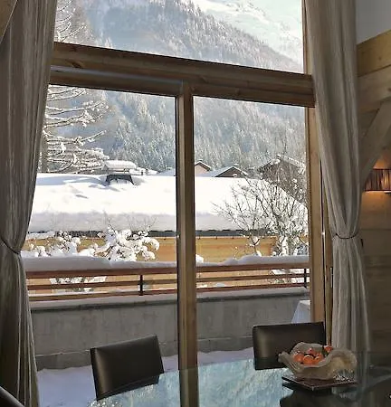 Chalet Champion 1